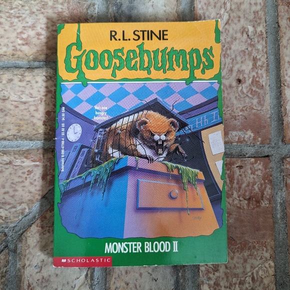 Goosebumps Book Lot - R.L. Stine - scholastic - retro - good used condition - Picture 4 of 15